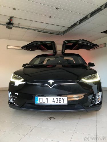 Tesla Model X Performance