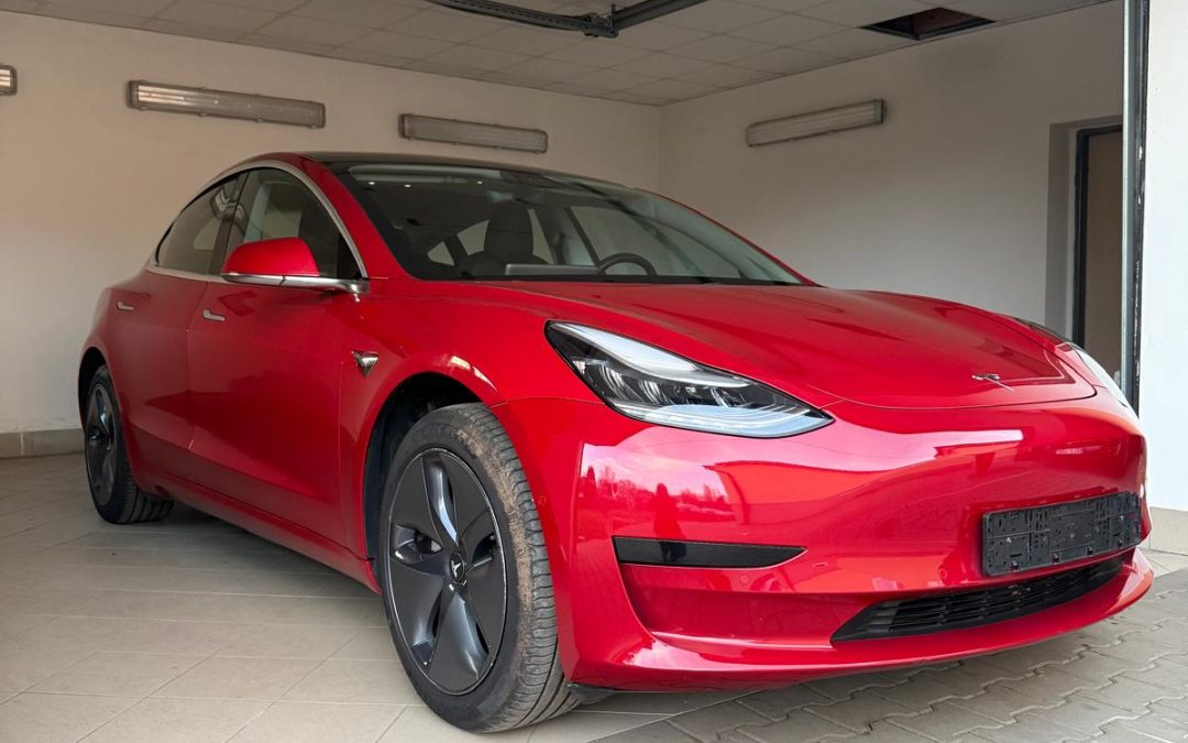 Tesla model 3 Long Range