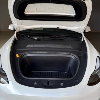 Tesla model Y Long Range SOH 92,3% full