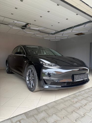 Tesla model 3 Long Range