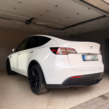 Tesla model Y Long Range SOH 100% full