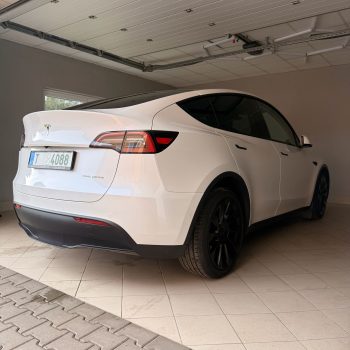 Tesla model Y Long Range SOH 100% full