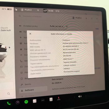 Tesla model Y Long Range SOH 100% full