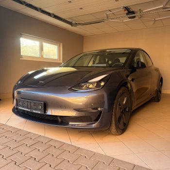 Tesla model 3 Long Range SOH 92 % full