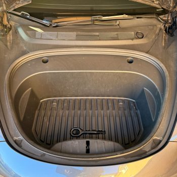 Tesla model 3 Long Range SOH 92 % full