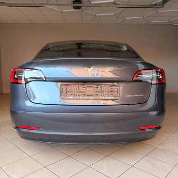 Tesla model 3 Long Range SOH 92 % full