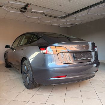 Tesla model 3 Long Range SOH 92 % full
