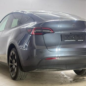 Tesla Model Y Dual Motor AWD full