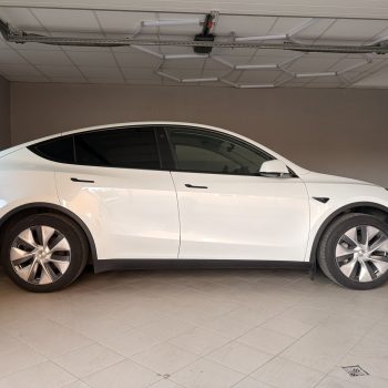Tesla Model Y RWD full