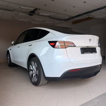 Tesla Model Y RWD full