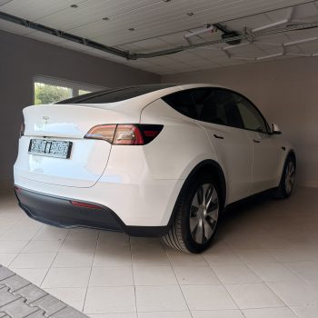 Tesla Model Y RWD full