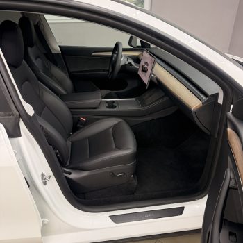 Tesla Model Y RWD full
