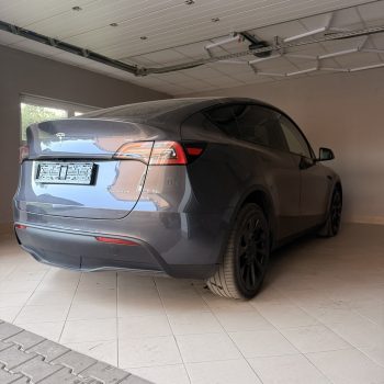Tesla Model Y Dual Motor AWD full
