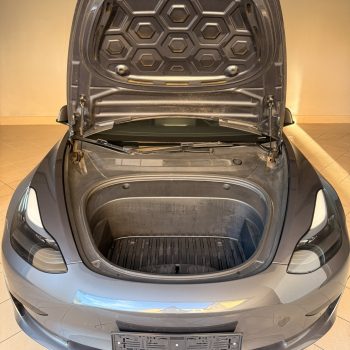 Tesla Model 3 SR+ full