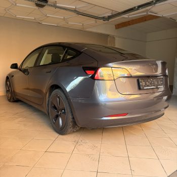 Tesla Model 3 SR+ full