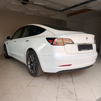 Tesla Model 3 Standard Range Plus full