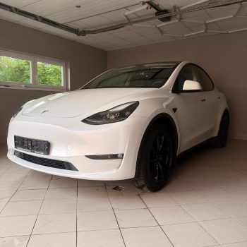 Tesla Model Y Long Range full