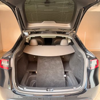 Tesla Model Y Performance full