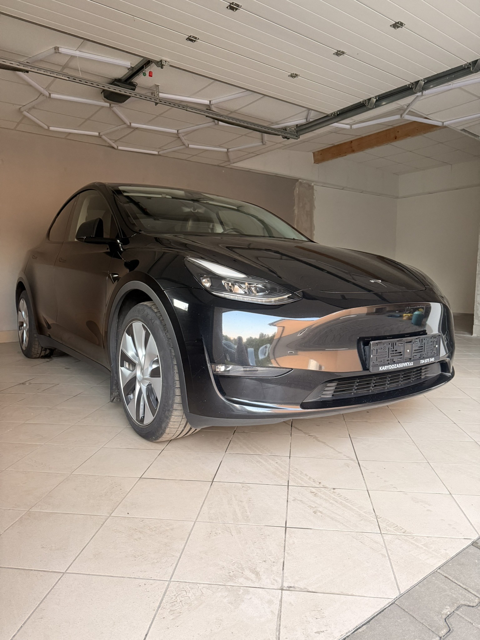 Tesla Model Y Long Range