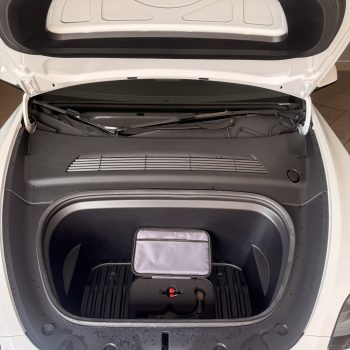 Tesla Model Y Standard Range full
