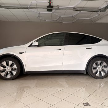 Tesla Model Y Standard Range full