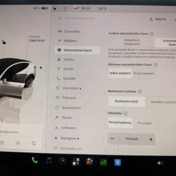 Tesla Model Y Standard Range full
