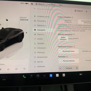 Tesla Model Y Performance full