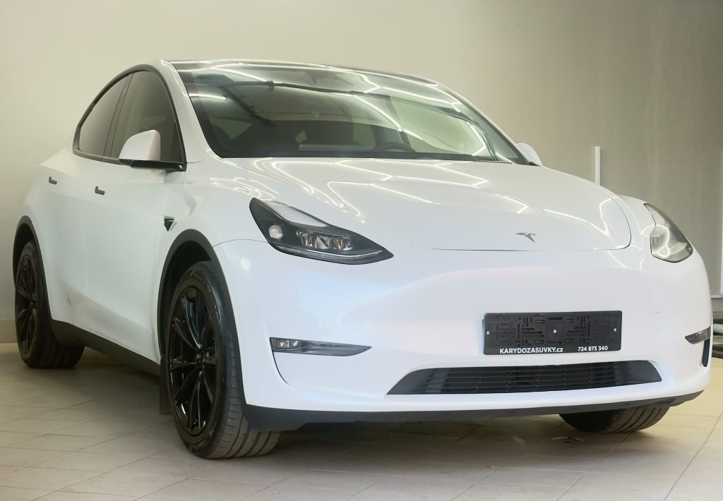 Tesla Model Y Long Range