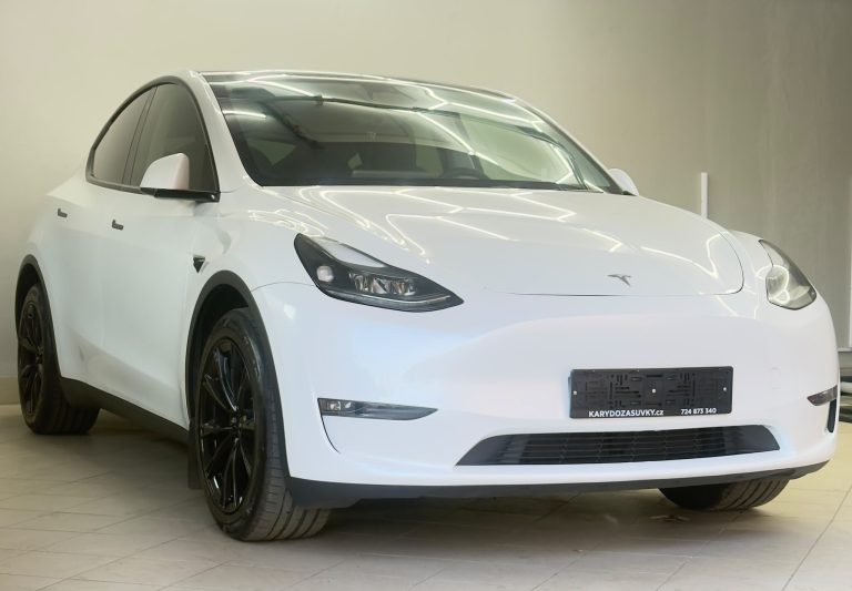 Tesla Model Y Long Range