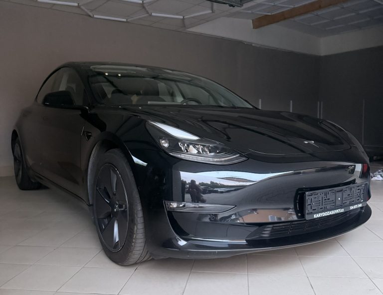 Tesla Model 3 Long Range