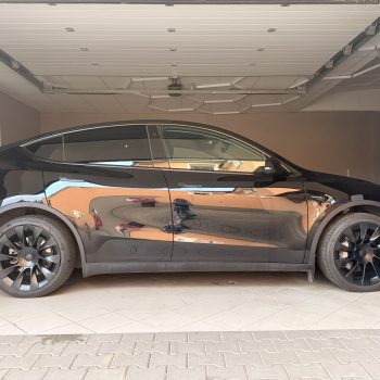 Tesla Model Y Standard Range full