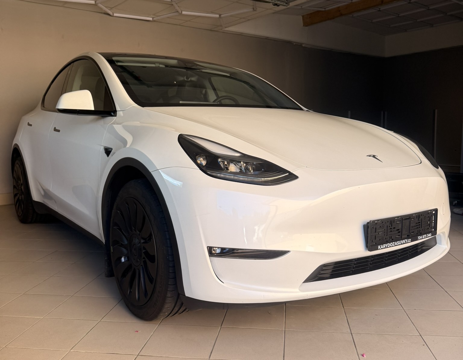 Tesla Model Y Long Range