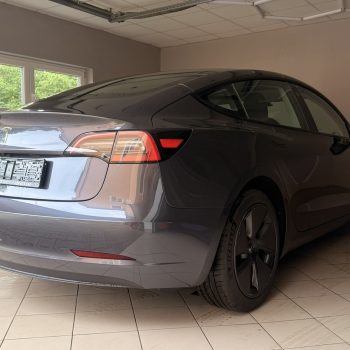 Tesla Model 3 Standard Range full