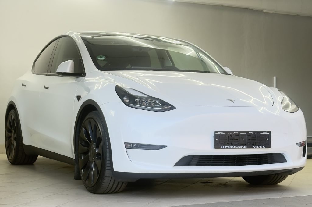 Tesla Model Y Performance